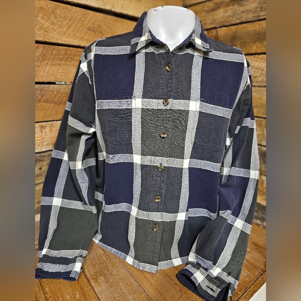 Womens size large cabin creek long‎ sleeve plaid shirt
